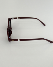 Load image into Gallery viewer, Cherry Oval Sunnies