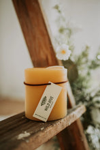Load image into Gallery viewer, Small Beeswax Pillar
