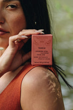 Load image into Gallery viewer, Tewín'xw Cranberry Facial Bar
