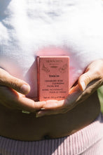 Load image into Gallery viewer, Tewín'xw Cranberry Facial Bar