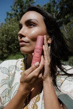 Load image into Gallery viewer, Tewín'xw Cranberry Rose Antioxidant Facial Serum