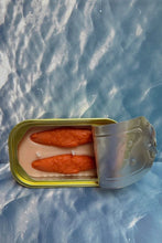 Load image into Gallery viewer, Tinned Fish Candle - Oakmoss &amp; Amber