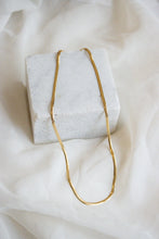 Load image into Gallery viewer, Gold Skinny Flat Chain