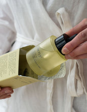 Load image into Gallery viewer, Citrus and White Tea Hair and Body Oil
